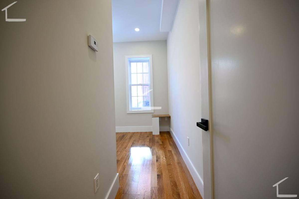 Apartment for rent at 16 Winchester St #8, Boston, MA 02116
