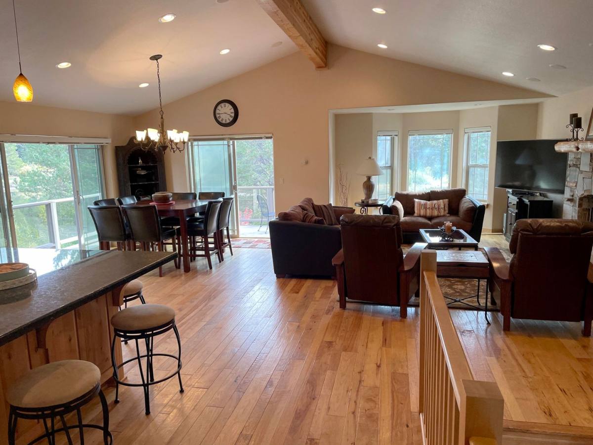 House for rent at 1904 Venice Dr, South Lake Tahoe, CA 96150