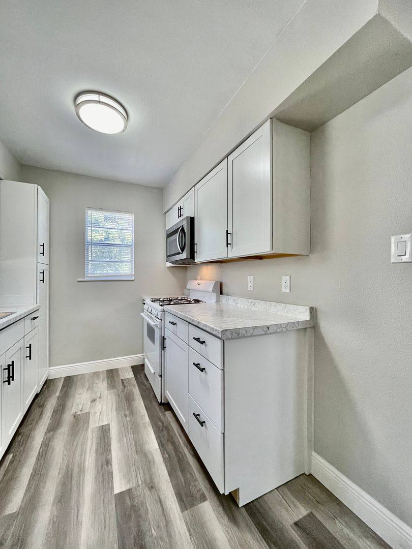 Townhouse for rent at 232 Camacho St, San Marcos, TX 78666