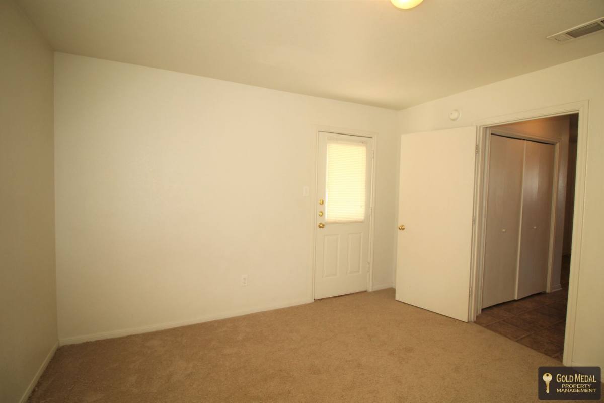 Apartment for rent at 401 W Ave E, Copperas Cove, TX 76522