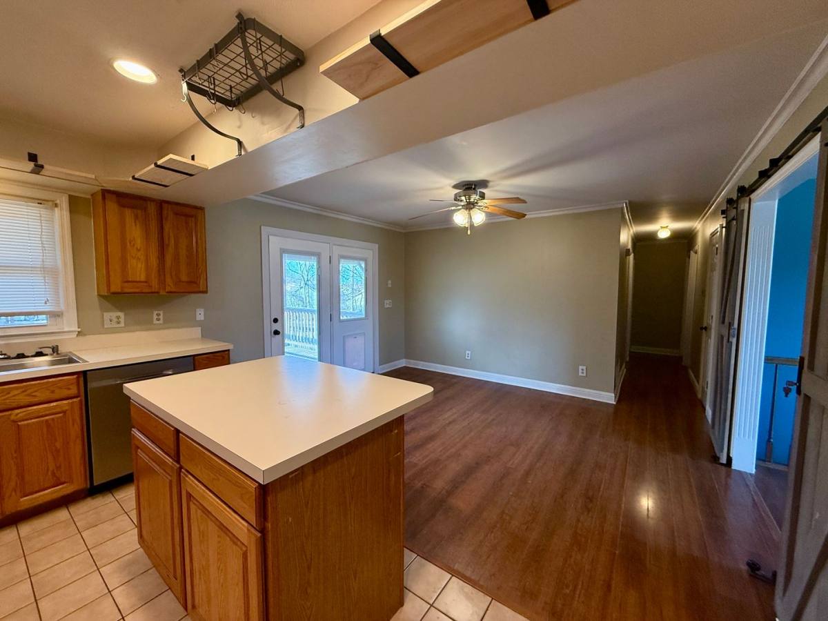 House for rent at 1104 Spring Run Rd, Lexington, KY 40514