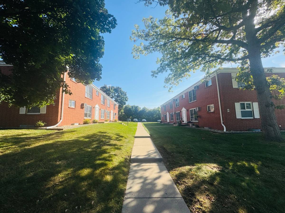 Apartment for rent at 417-447 N Moreland Blvd, Waukesha, WI 53188