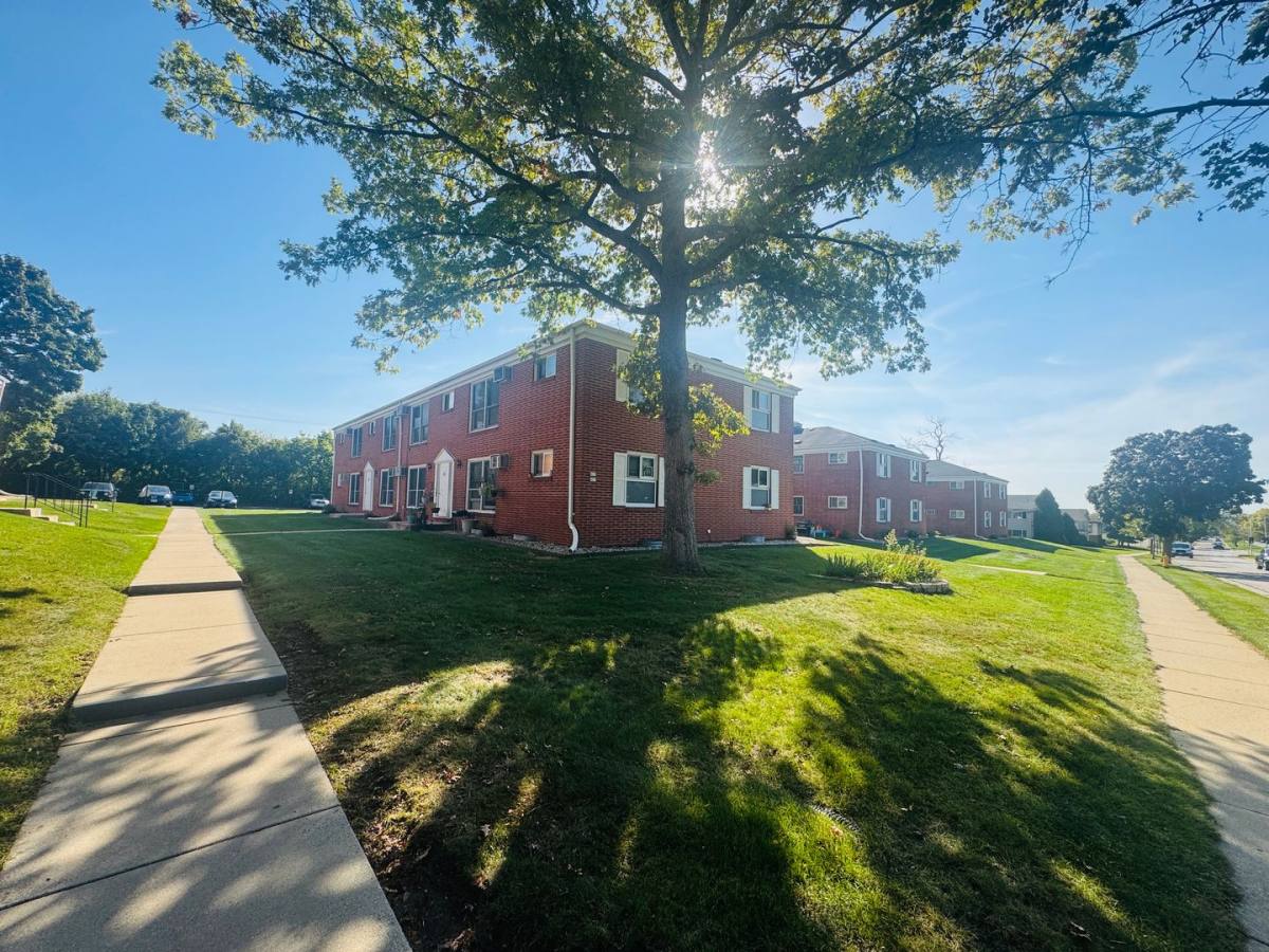 Apartment for rent at 417-447 N Moreland Blvd, Waukesha, WI 53188