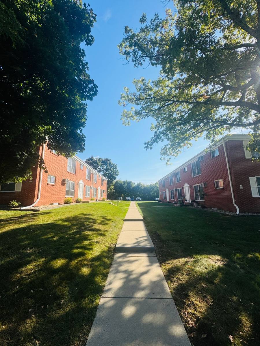 Apartment for rent at 417-447 N Moreland Blvd, Waukesha, WI 53188
