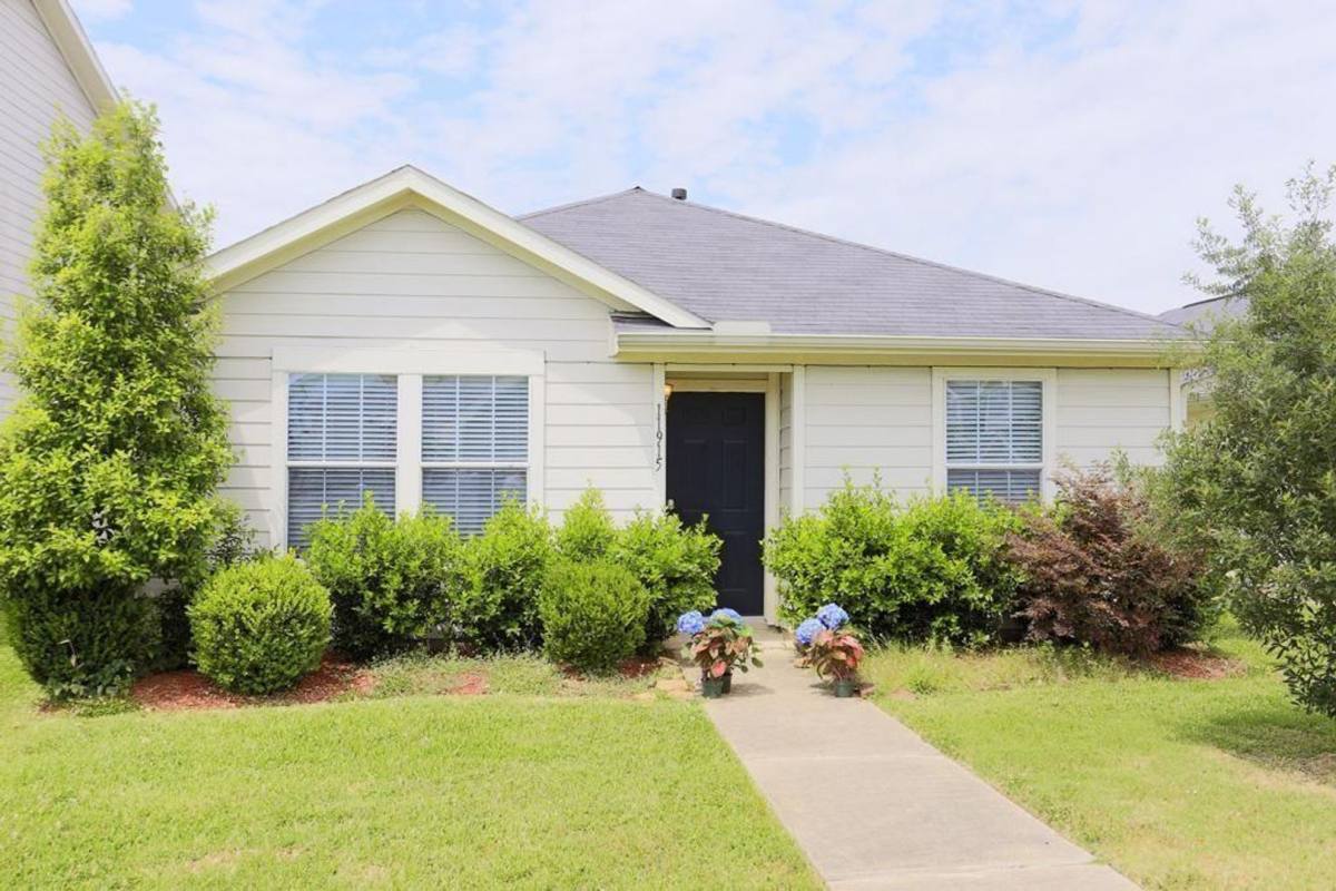 House for rent at 11915 Sanspereil Dr, Houston, TX 77047