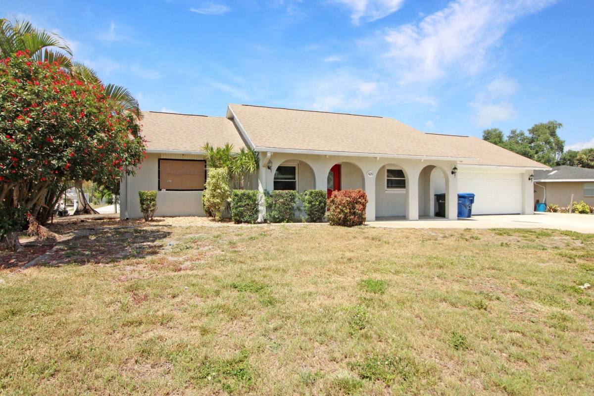 House for rent at 420 Mount Vernon Dr, Venice, FL 34293