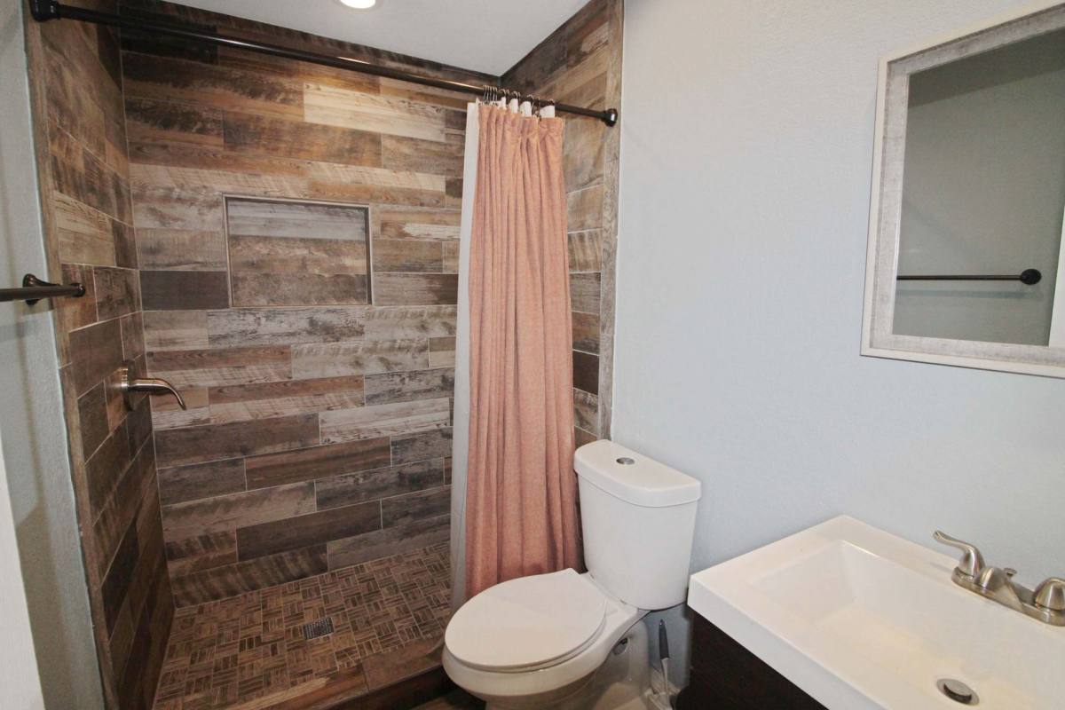 House for rent at 420 Mount Vernon Dr, Venice, FL 34293