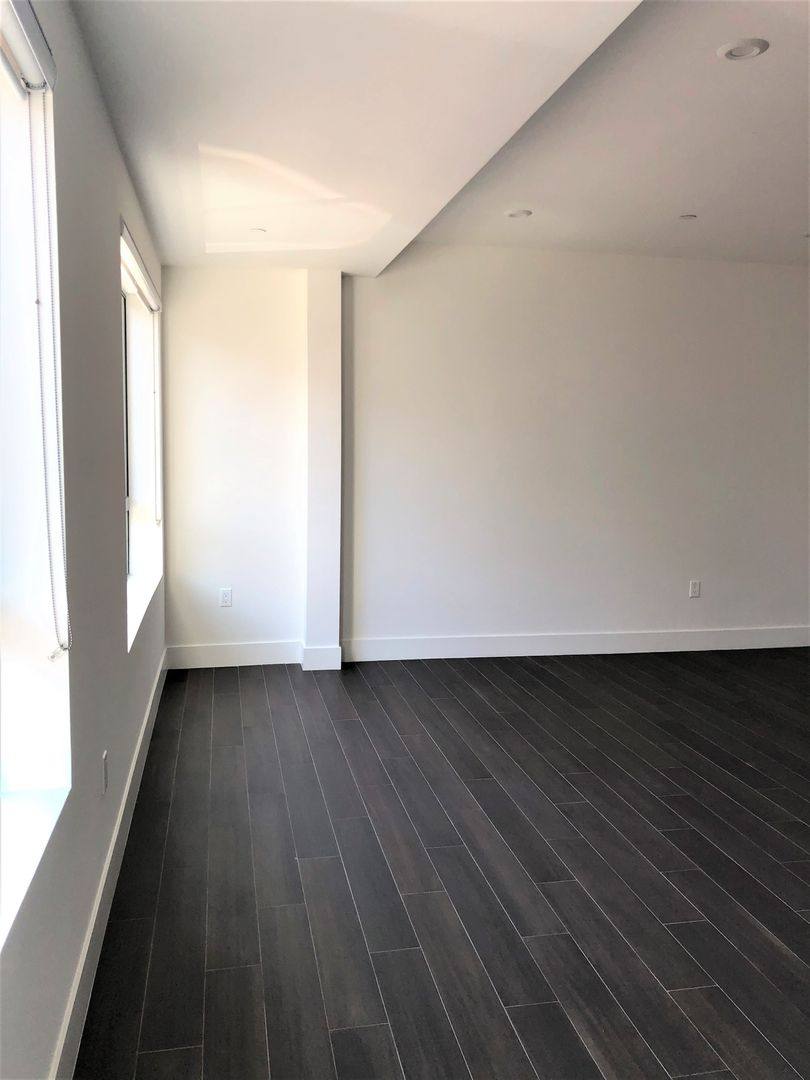Apartment for rent at 1854 Sawtelle Blvd, Los Angeles, CA 90025