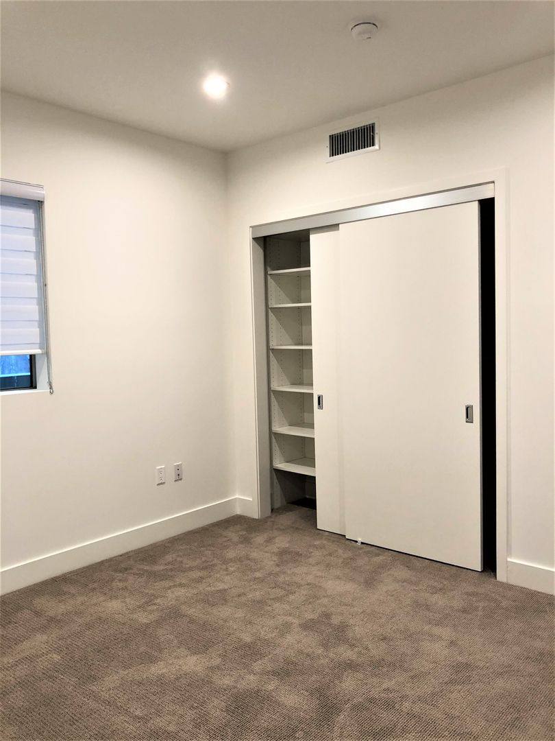 Apartment for rent at 1854 Sawtelle Blvd, Los Angeles, CA 90025