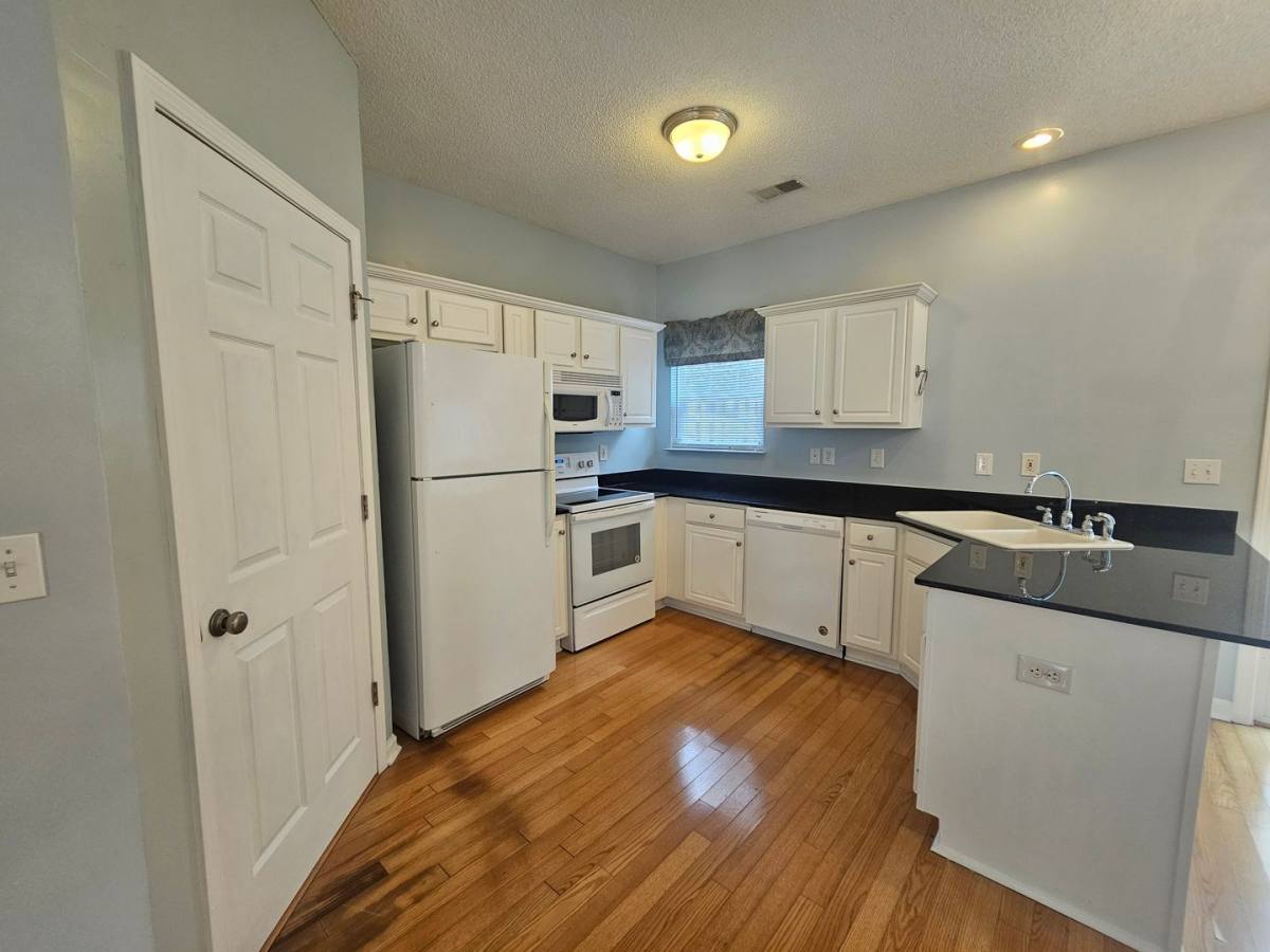 Townhouse for rent at 104 Tuscany Court, Irmo, SC 29063