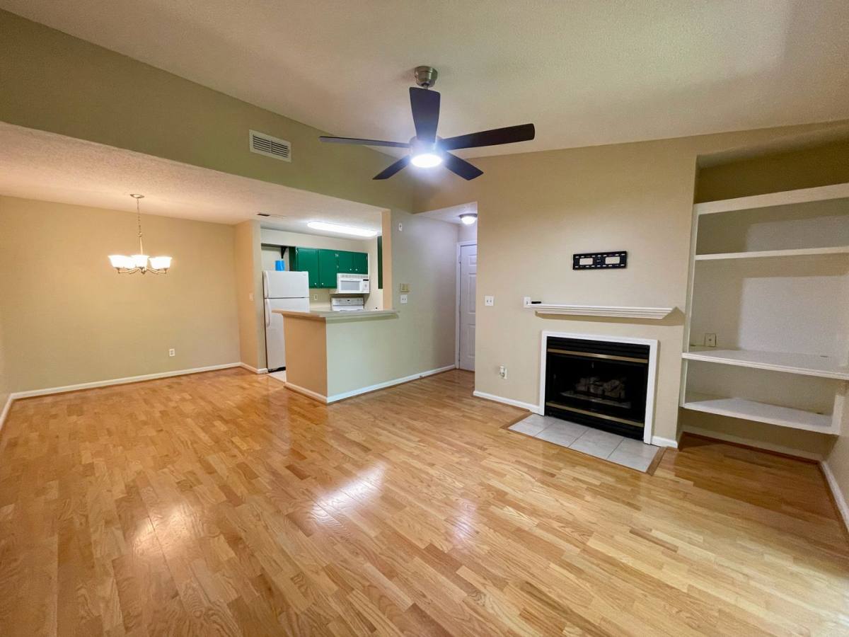 Condo for rent at 524 Granville Court, Atlanta, GA 30328