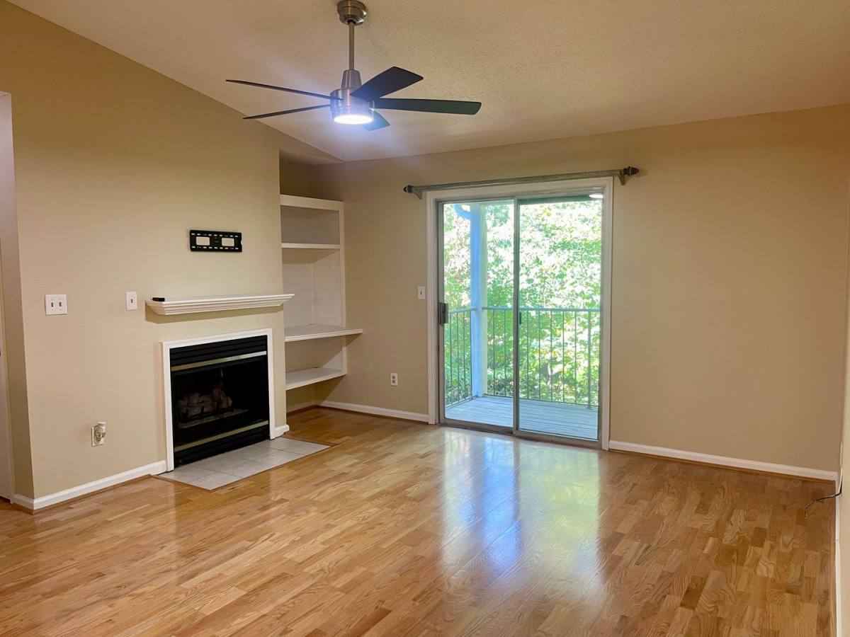 Condo for rent at 524 Granville Court, Atlanta, GA 30328
