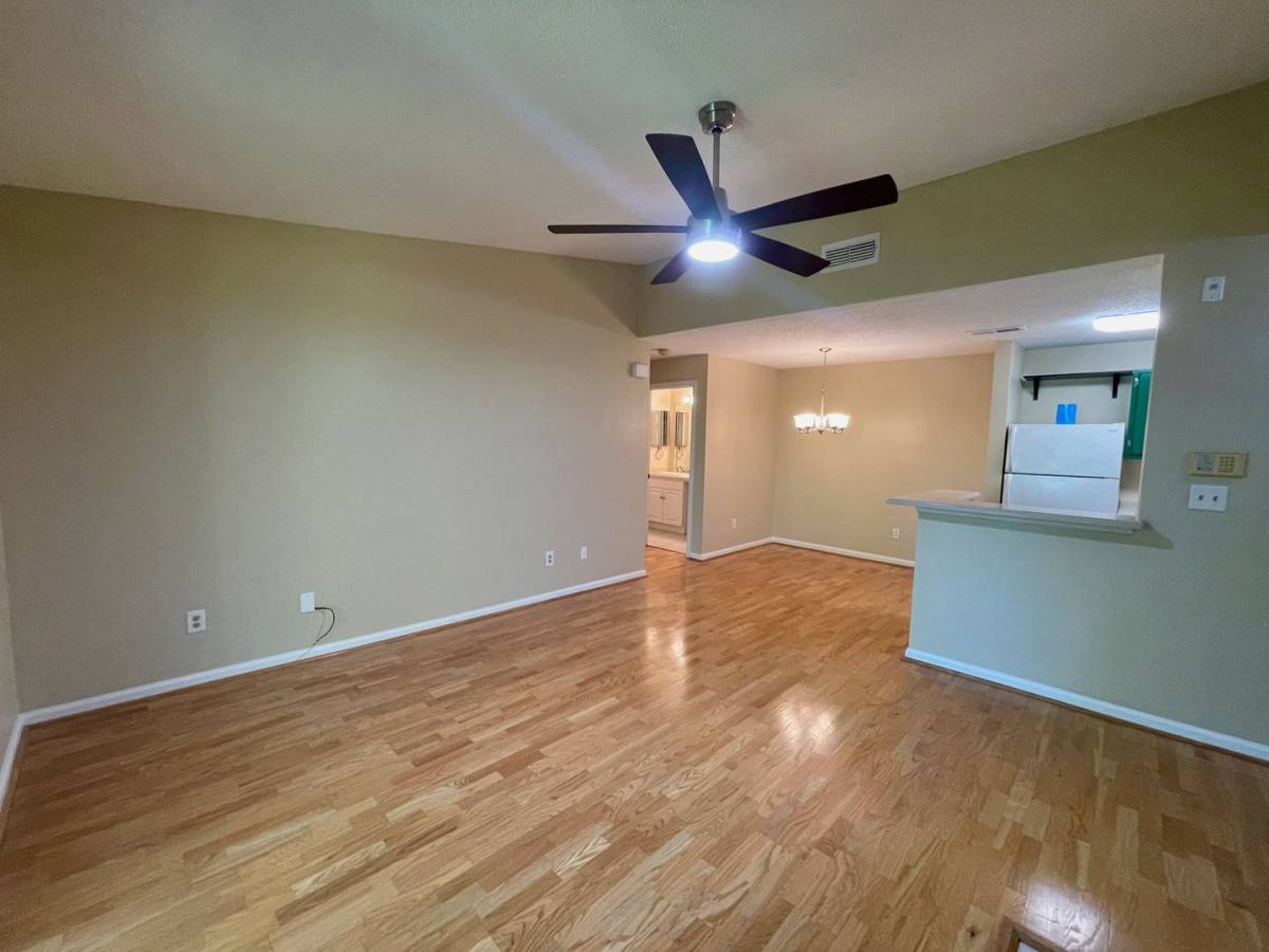 Condo for rent at 524 Granville Court, Atlanta, GA 30328