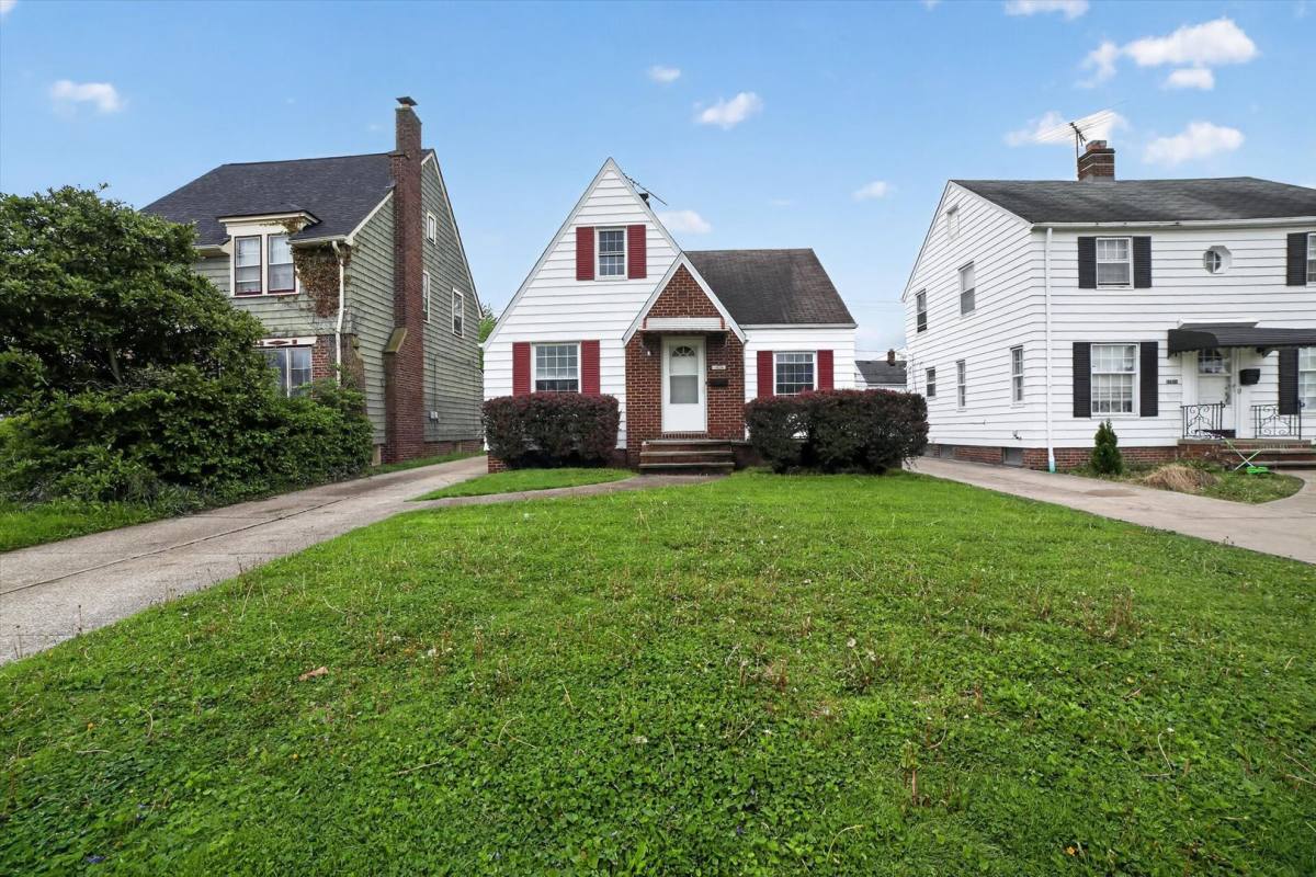 House for rent at 10204 McCracken Blvd, Cleveland, OH 44125