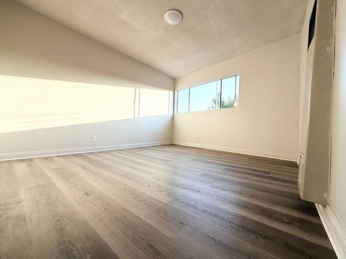 Apartment for rent at 7238 - 7246 N Lotus Ave, San Gabriel, CA 91775