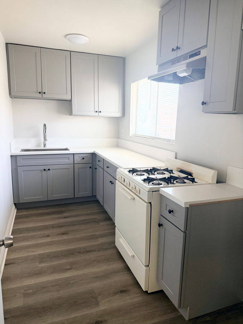 Apartment for rent at 7238 - 7246 N Lotus Ave, San Gabriel, CA 91775