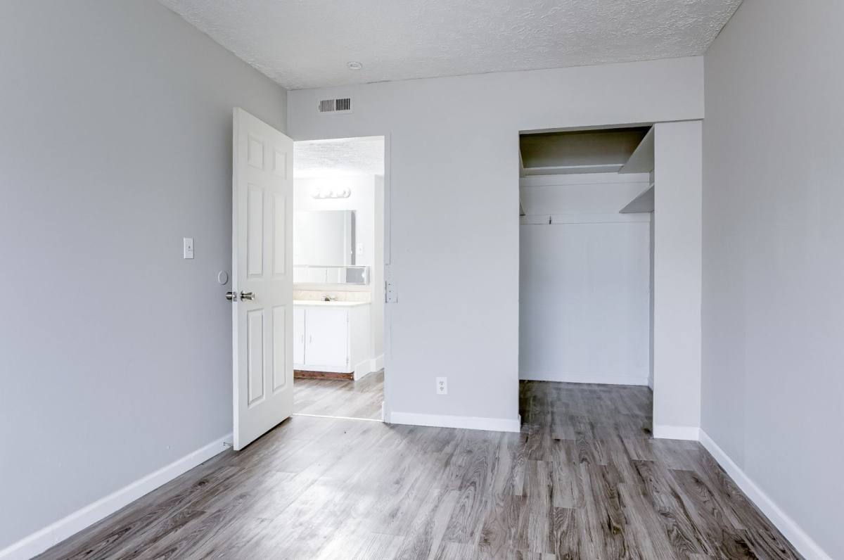Apartment for rent at 1218 E St, Lincoln, NE 68508