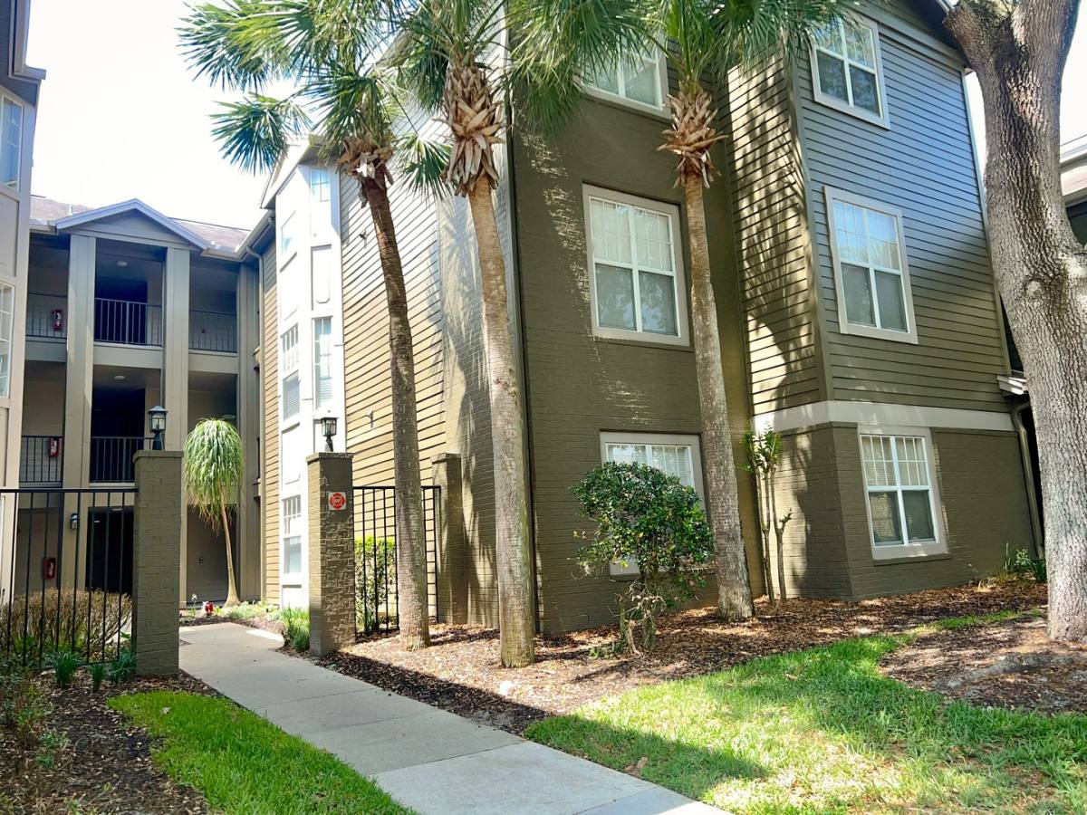 Apartment for rent at 420 Summit Ridge Place, Longwood, FL 32779