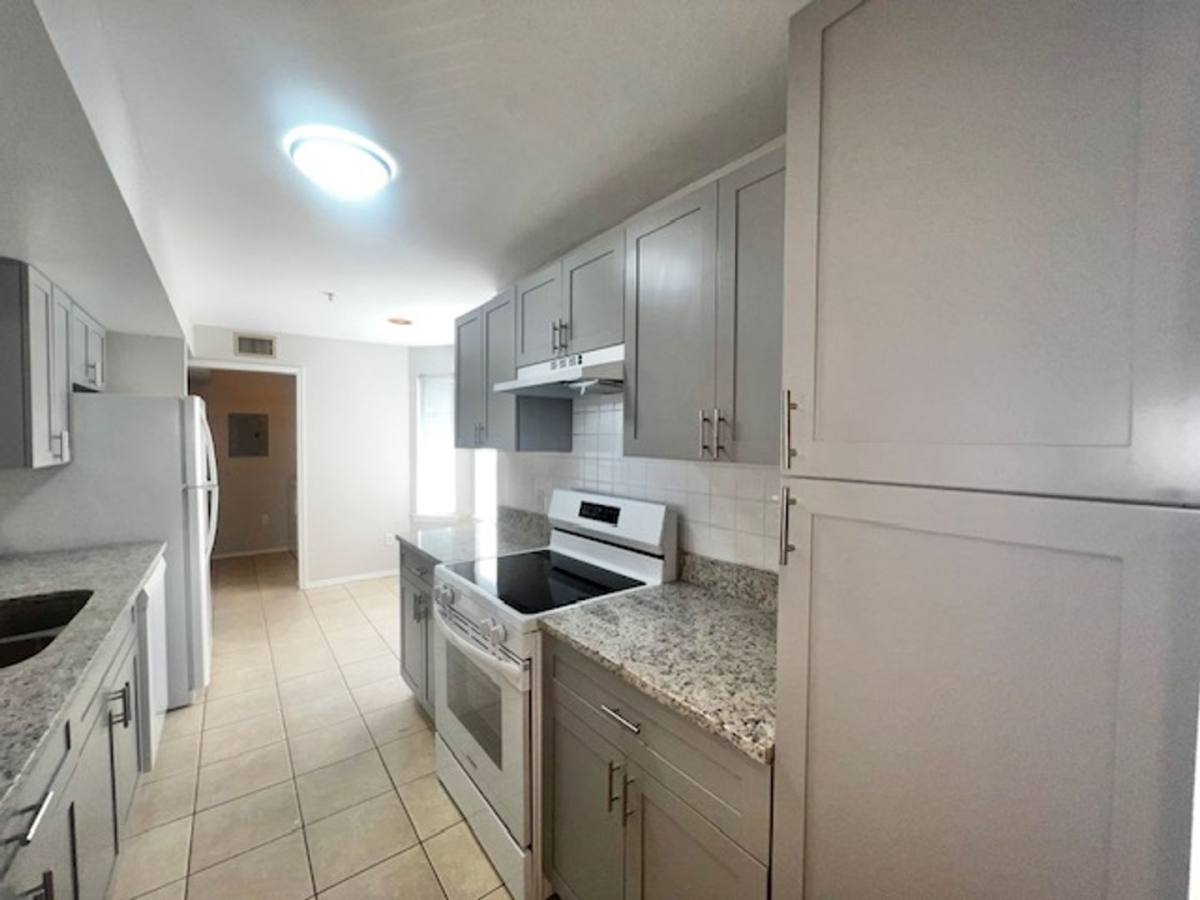 Apartment for rent at 420 Summit Ridge Place, Longwood, FL 32779