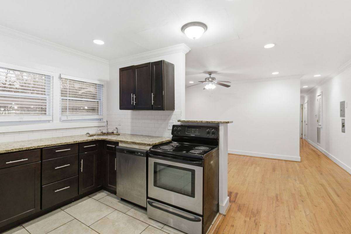 Apartment for rent at 1407 14th St S, Birmingham, AL 35205