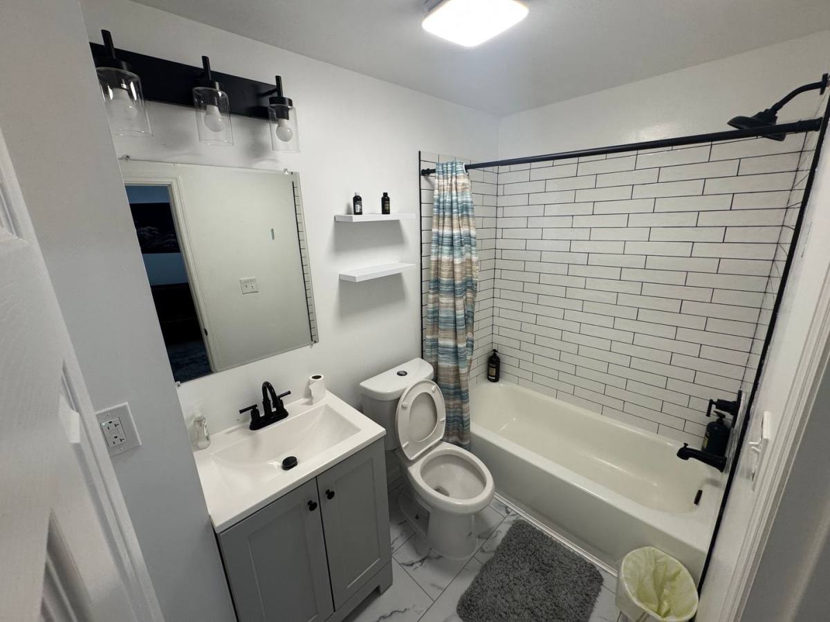 Apartment for rent at 53-55 Washington Ave, Schenectady, NY 12305