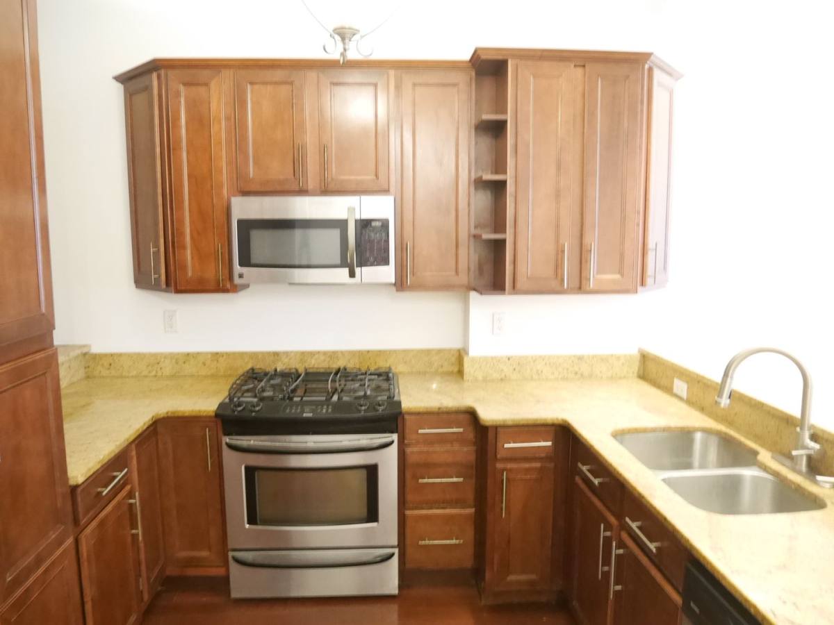 Condo for rent at 2318 Eutaw Place #1, Baltimore, MD 21217