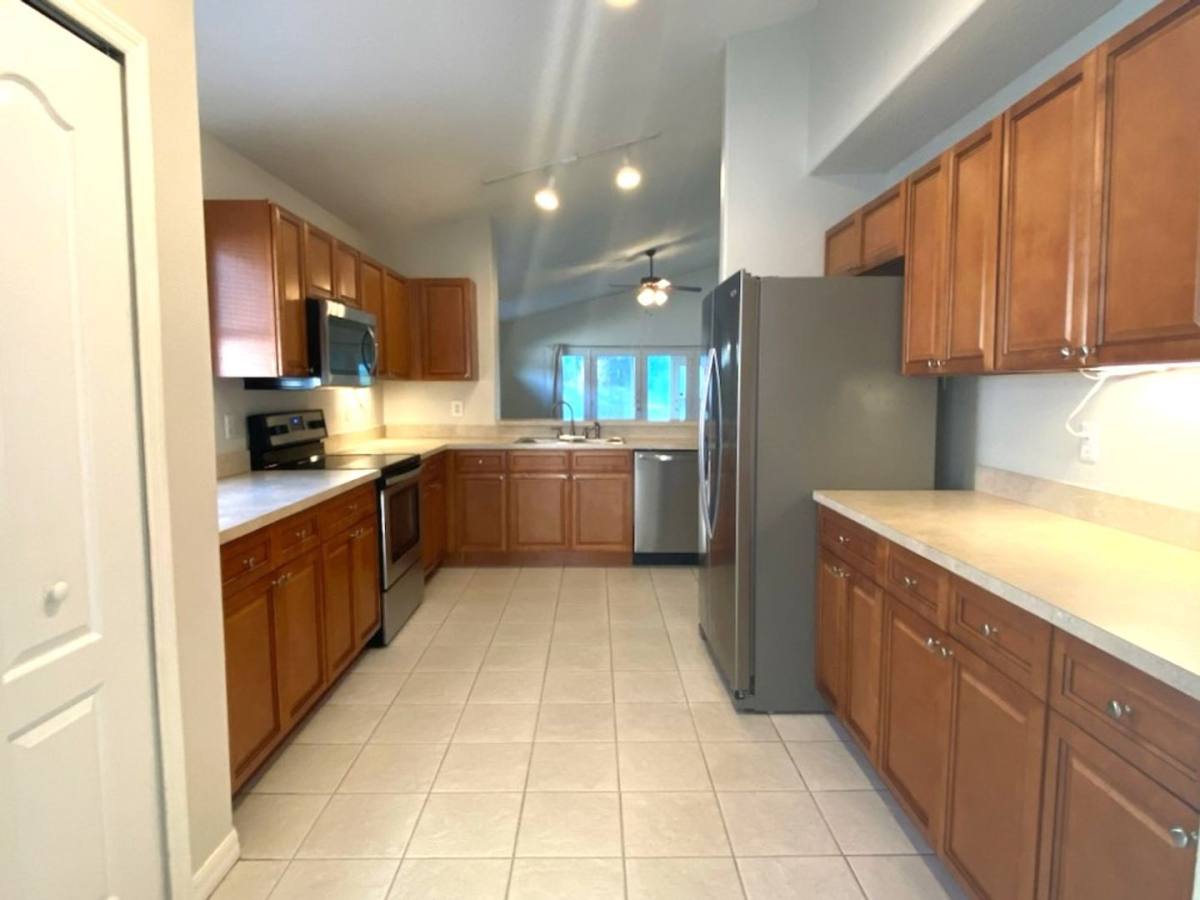House for rent at 8 Lake Walden Trail, Ormond Beach, FL 32174