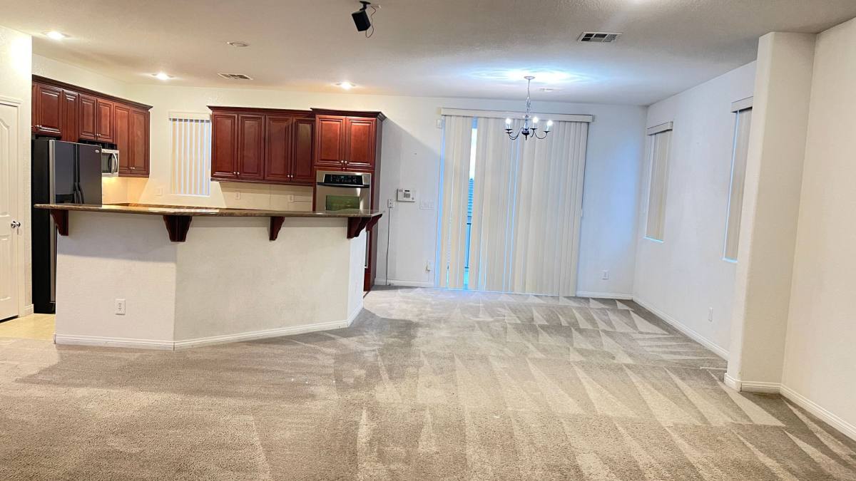 House for rent at 10160 Hollis Mountain Ave, Las Vegas, NV 89148
