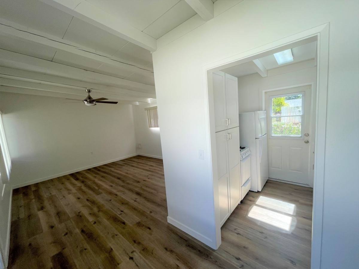 Apartment for rent at 409 A, B & 1 2 E Oak St, Ojai, CA 93023