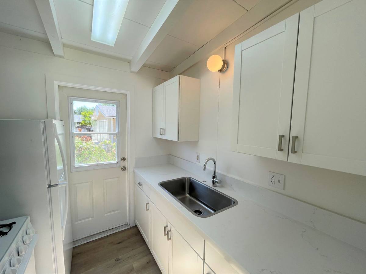 Apartment for rent at 409 A, B & 1 2 E Oak St, Ojai, CA 93023