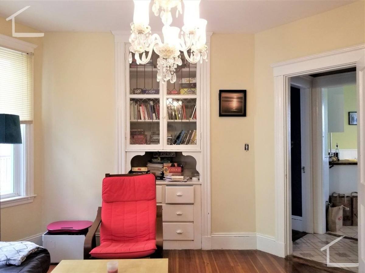 Apartment for rent at 119 Browne St, Brookline, MA 02446
