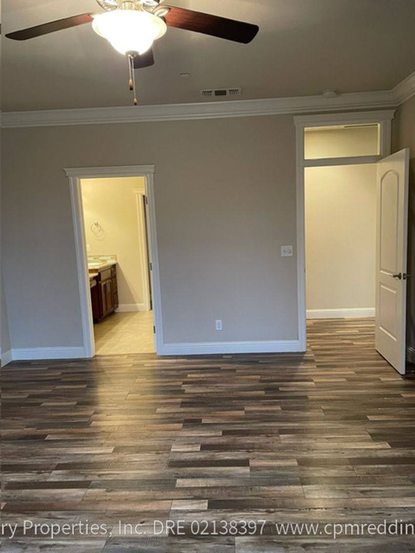 House for rent at 3491 Carlsbad Lane, Redding, CA 96002