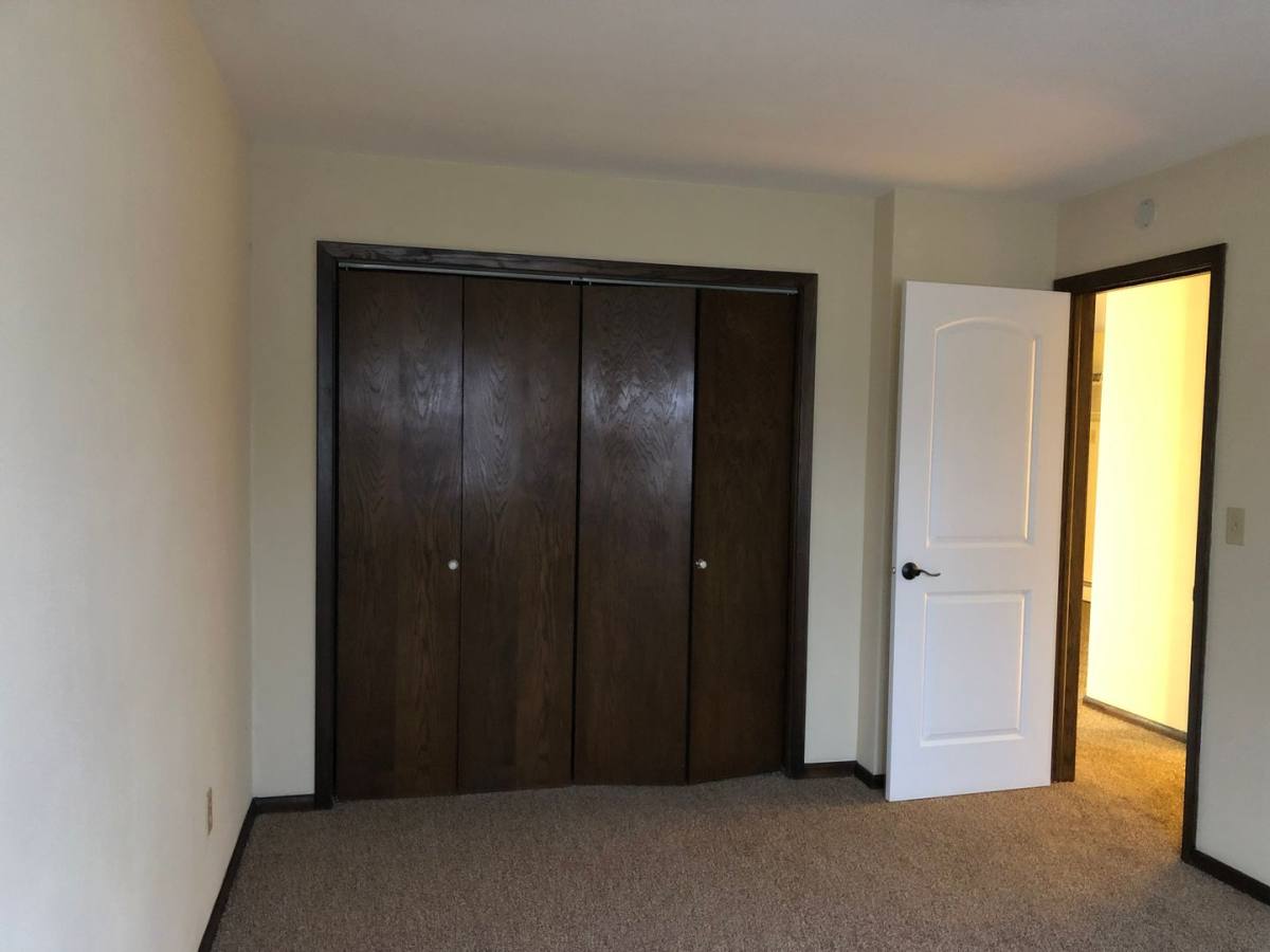 Apartment for rent at 616 10th Ave N, Saint Cloud, MN 56303