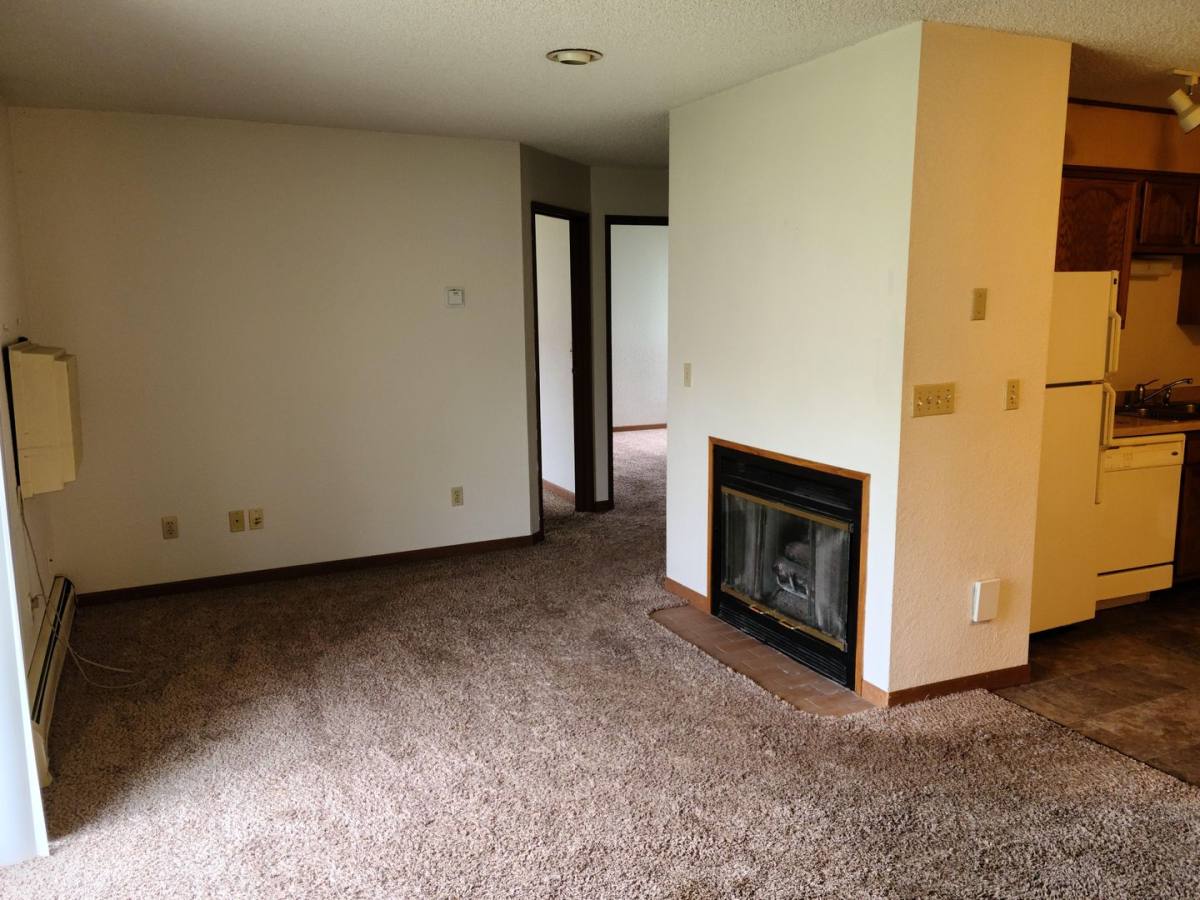 Apartment for rent at 1116 N Point Dr, Stevens Point, WI 54481