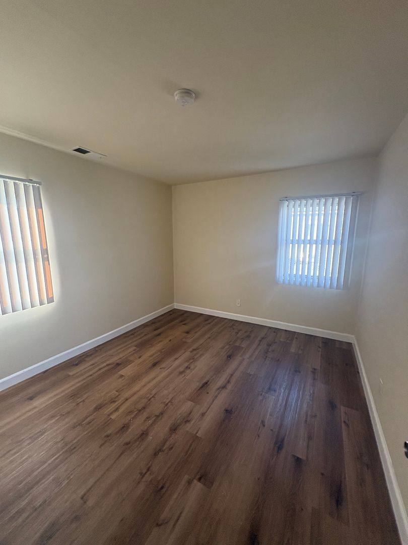 Apartment for rent at 9016 Reading Ave, Los Angeles, CA 90045