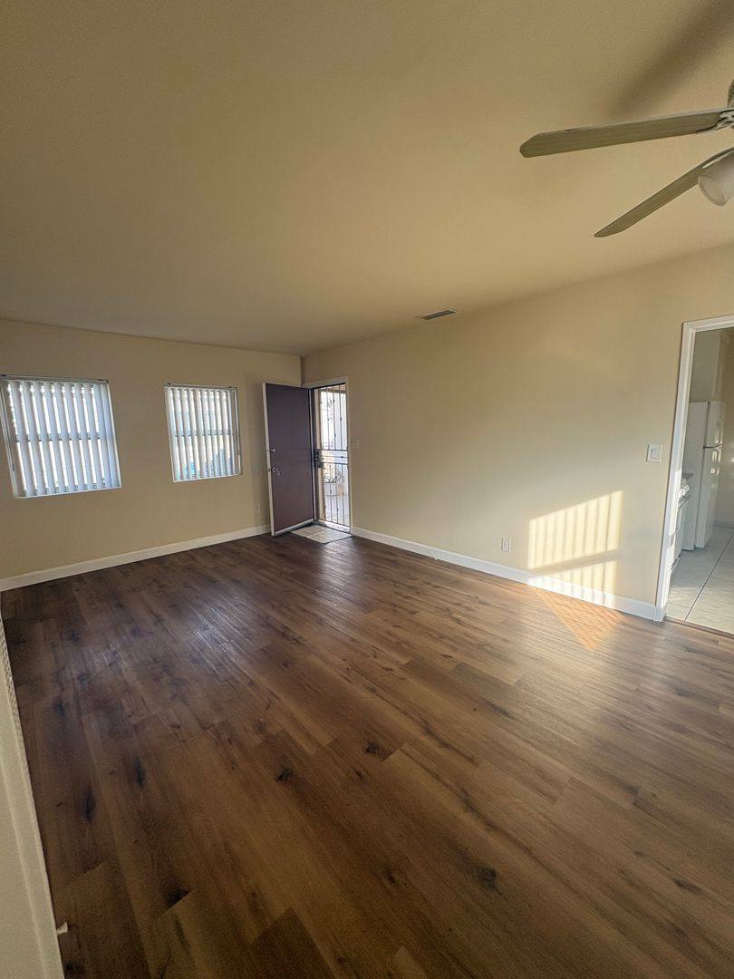 Apartment for rent at 9016 Reading Ave, Los Angeles, CA 90045