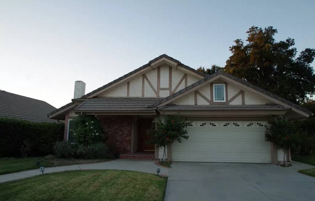 House for rent at 6797 Oak Forest Dr, Oak Park, CA 91377
