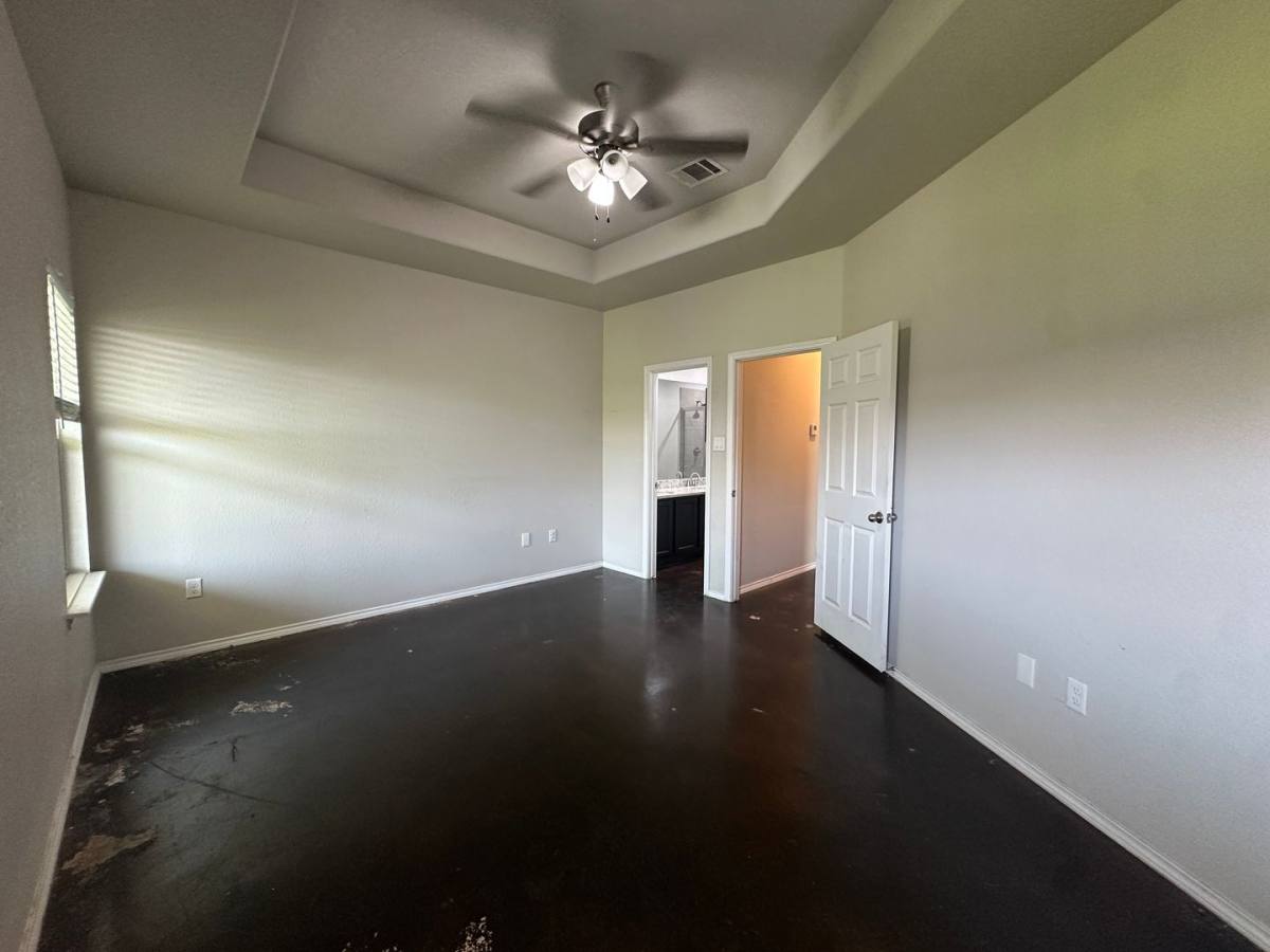 Townhouse for rent at 1116 Burek, Seguin, TX 78155