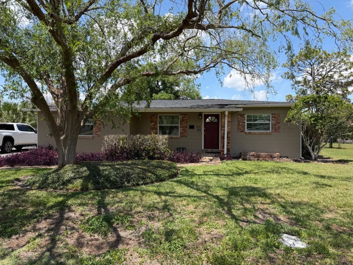 1111 Sherrington Rd, Orlando, FL 32804
