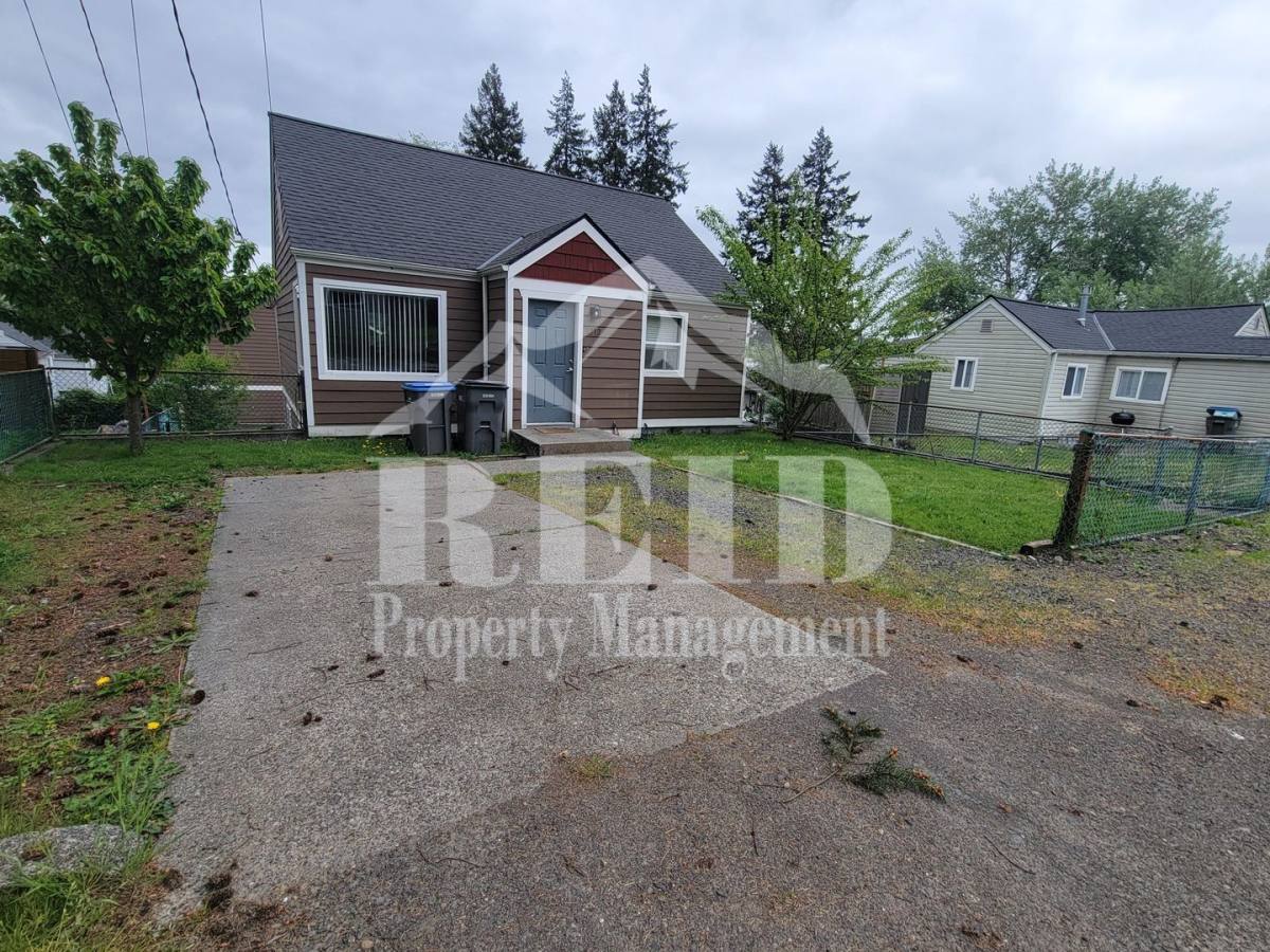 House for rent at 1212 Evans Ave W, Bremerton, WA 98312