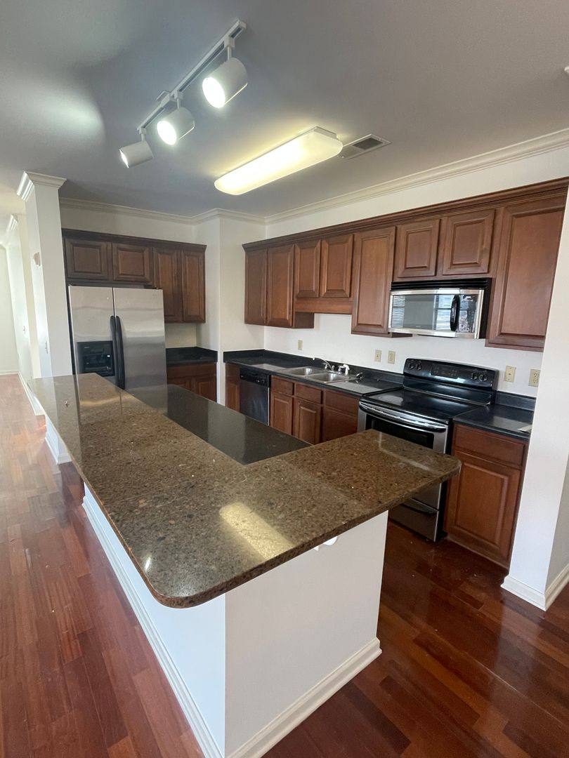 Condo for rent at 731 Litty Court, Memphis, TN 38103