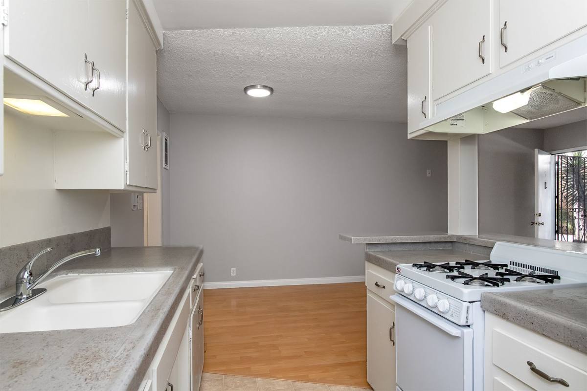 Apartment for rent at 1066 Spazier Ave, Glendale, CA 91201