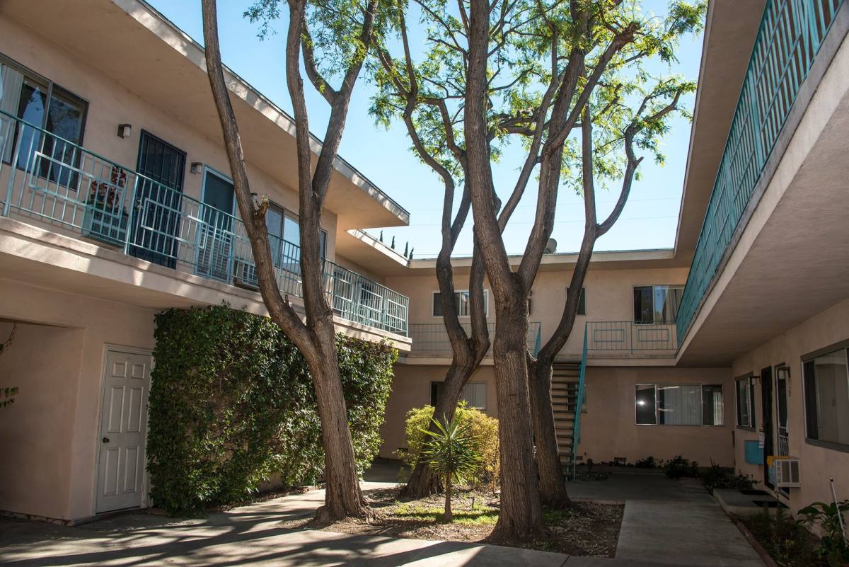 Apartment for rent at 1066 Spazier Ave, Glendale, CA 91201