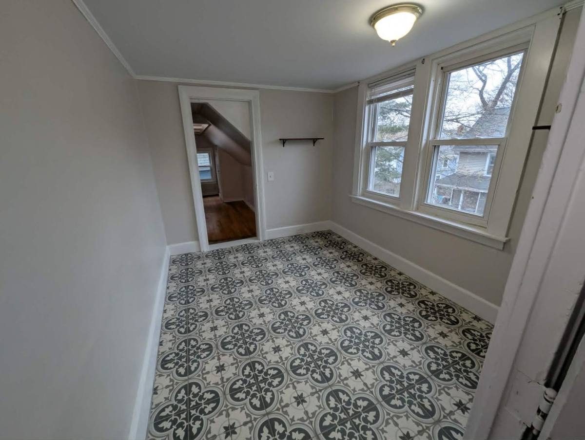 House for rent at 258 Essex St, Bangor, ME 04401