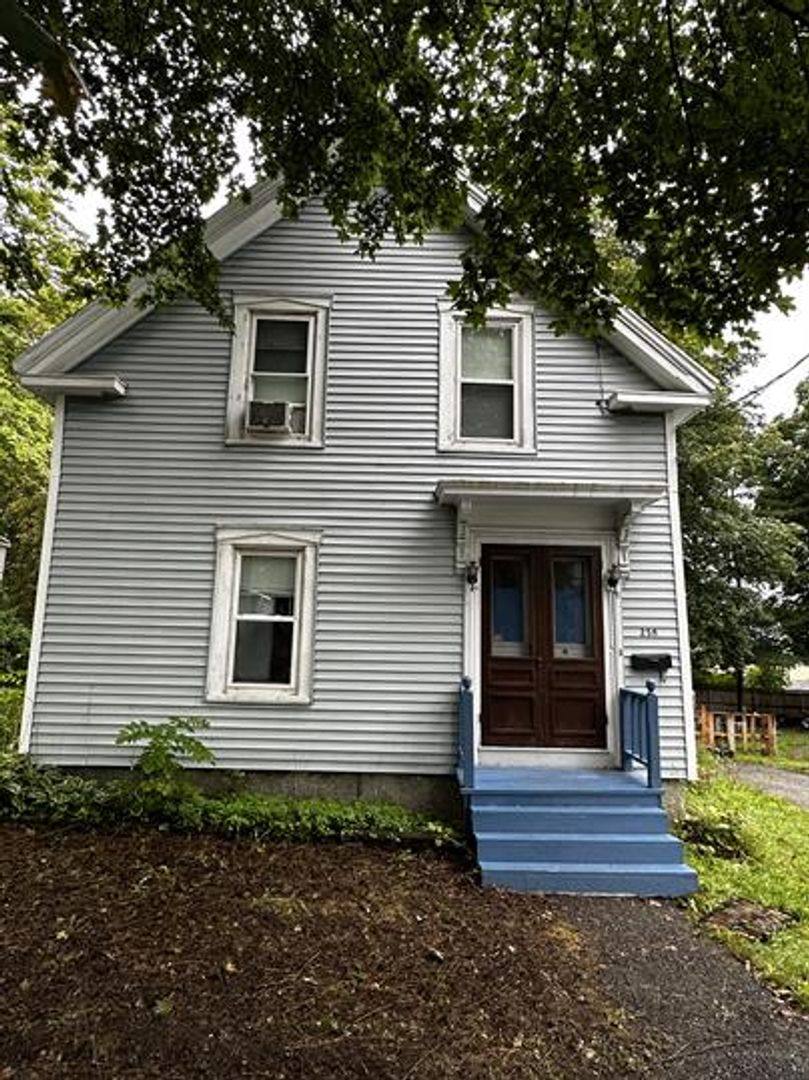 House for rent at 258 Essex St, Bangor, ME 04401