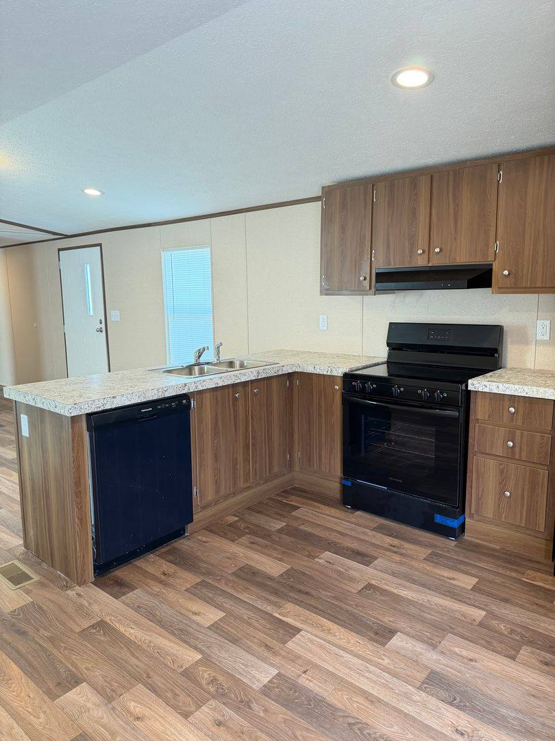 House for rent at 811 Bluebird Rd, Loris, SC 29569