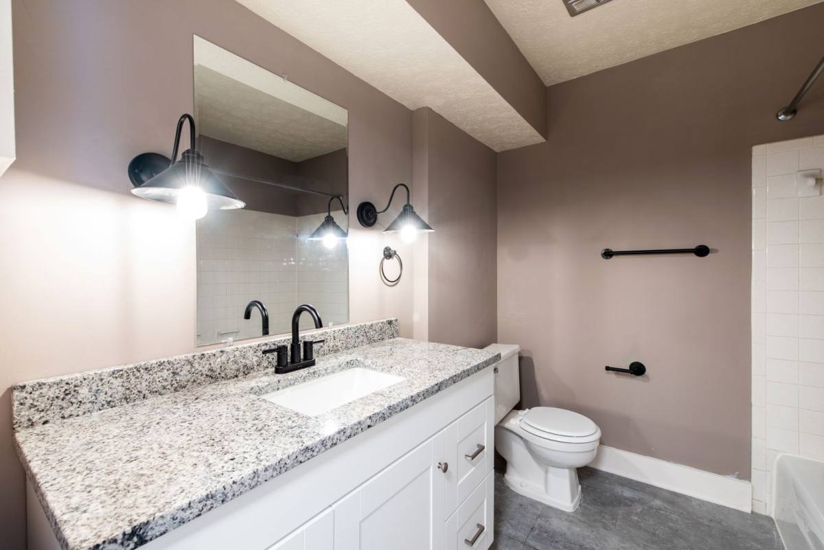 Apartment for rent at 2344 Grinstead Dr, Louisville, KY 40204