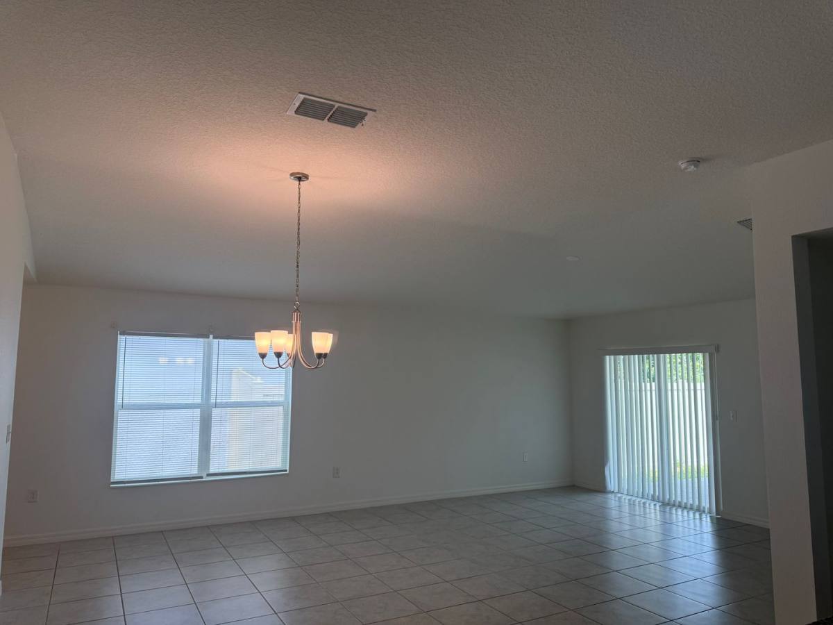 House for rent at 711 Scrub Oak Hammock Rd, Davenport, FL 33837