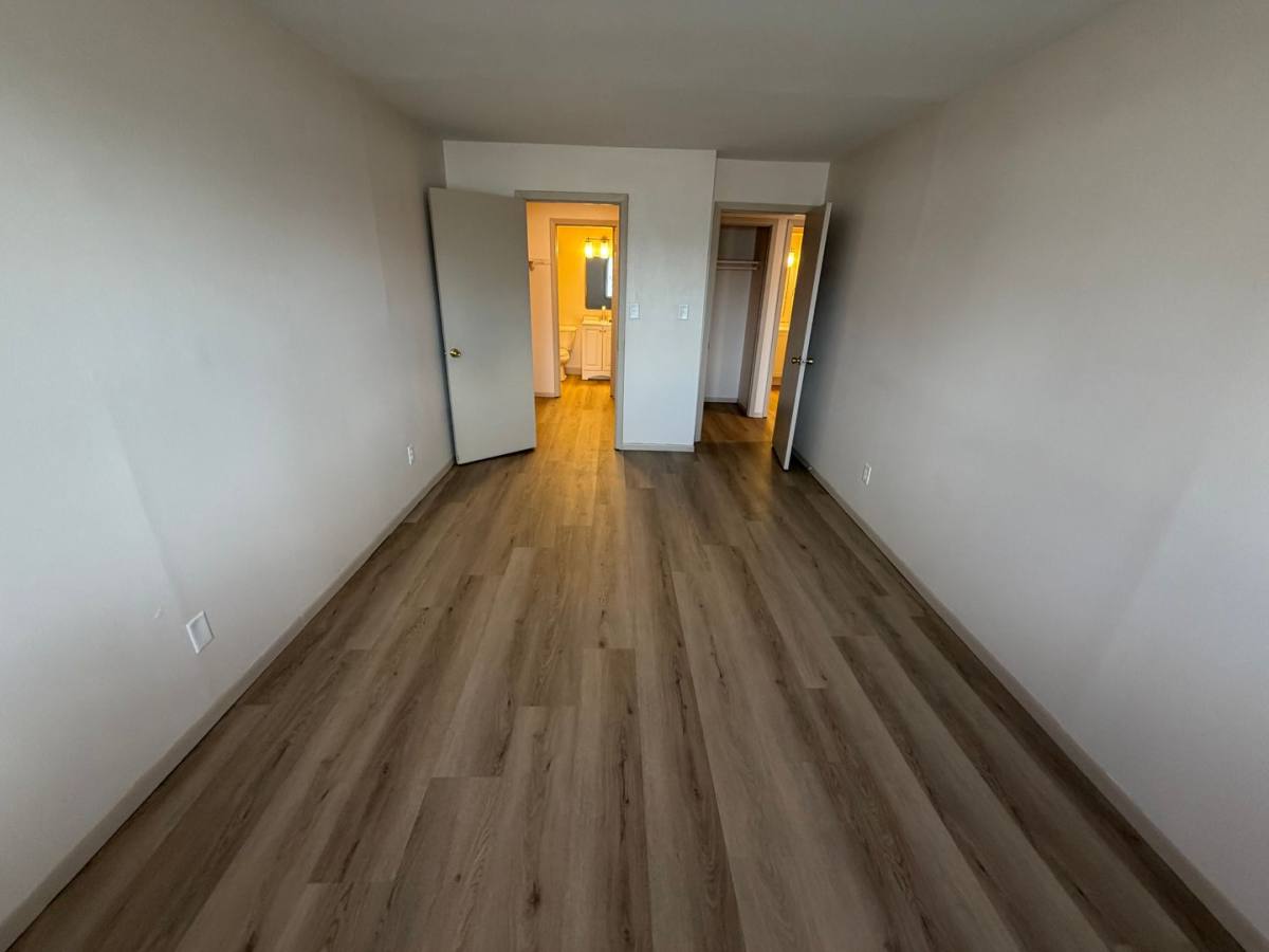 Apartment for rent at 1688 Shawano Ave, Green Bay, WI 54303