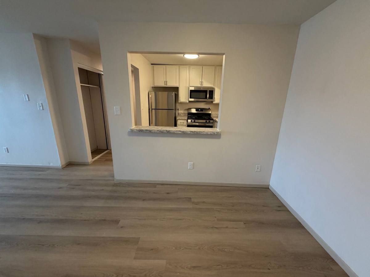 Apartment for rent at 1688 Shawano Ave, Green Bay, WI 54303